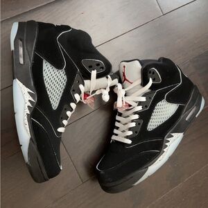 Jordan Black and White Men's Shoes